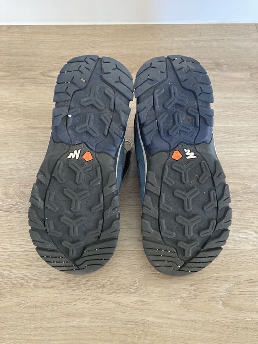 Buty dziewczęce Decathlon rozmiar 34