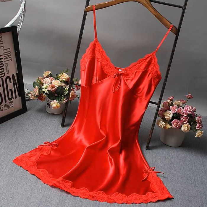 Zmysłowy czerwony komplet nocny koszulka nocna + stringi koronka NOWY