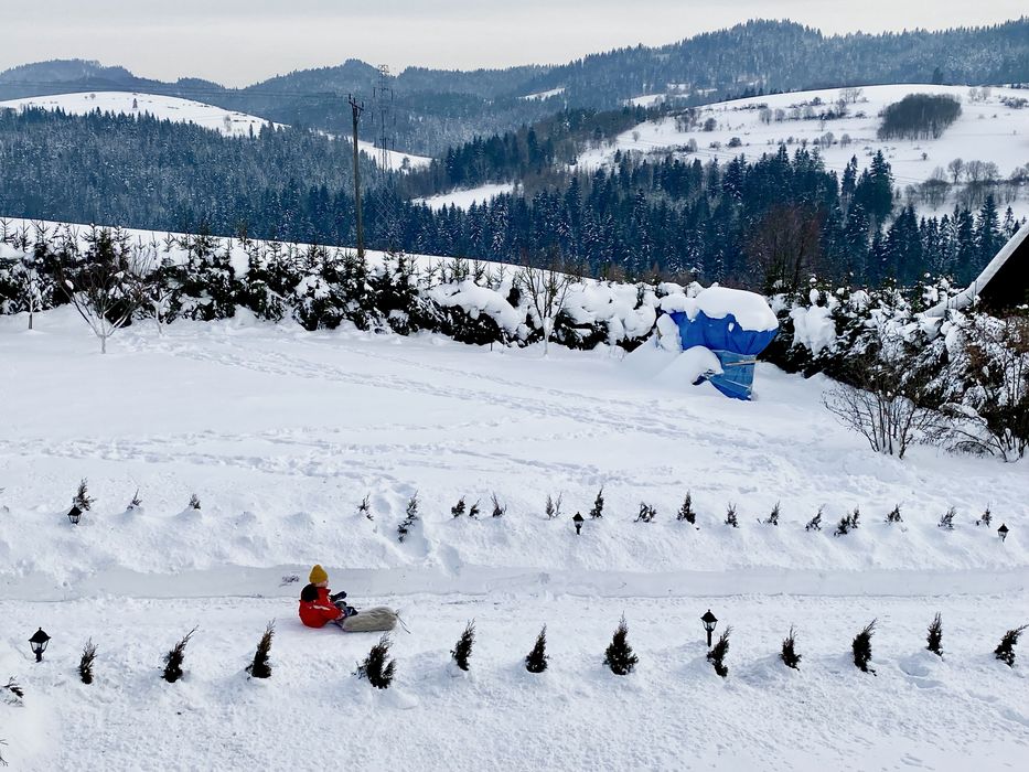DREWNIANY domek w górach. Ferie. Wyciągi. WIDOKI na góry. PIENINY.