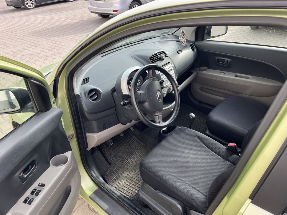 Sprzedam Daihatsu Sirion