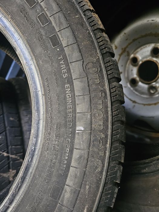 Opony wielosezonowe Continental 235/65R16C