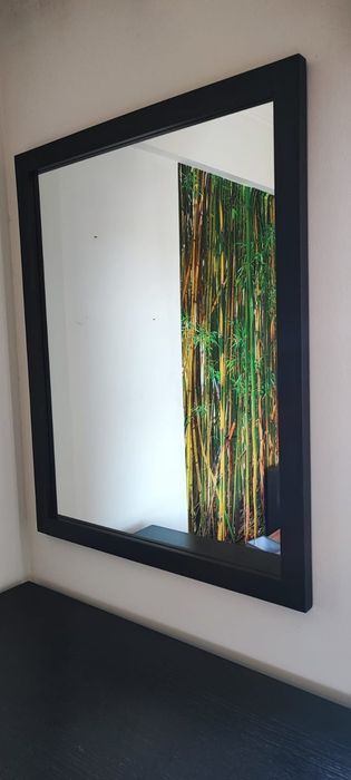 Conjunto cómoda e espelho