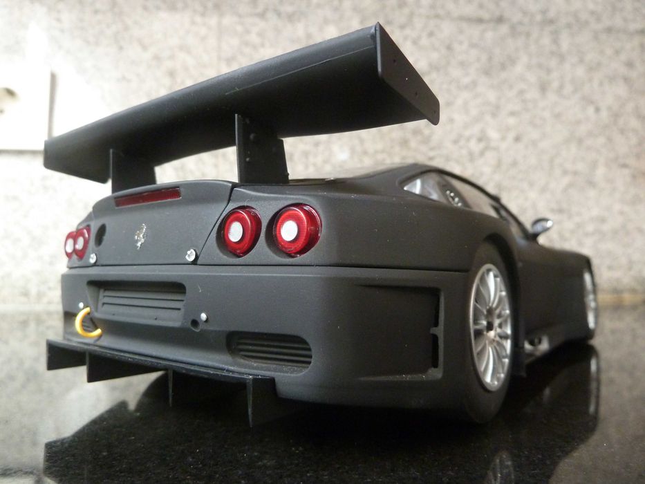1:18 Kyosho, Ferrari 575 GTC, 2004, AutoArt Minichamps Parque das