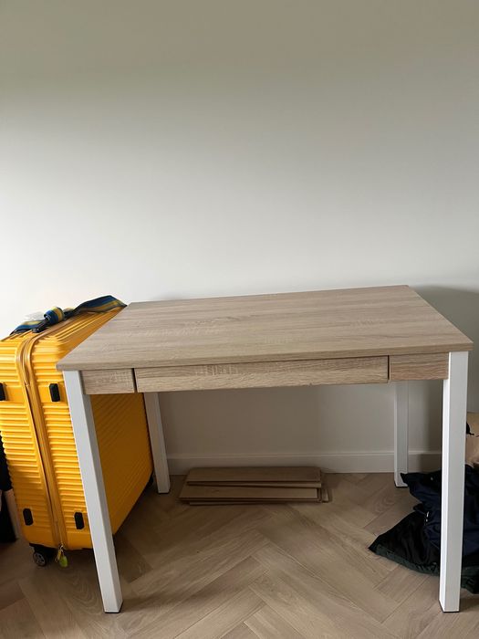 Stół jadalniany jasny