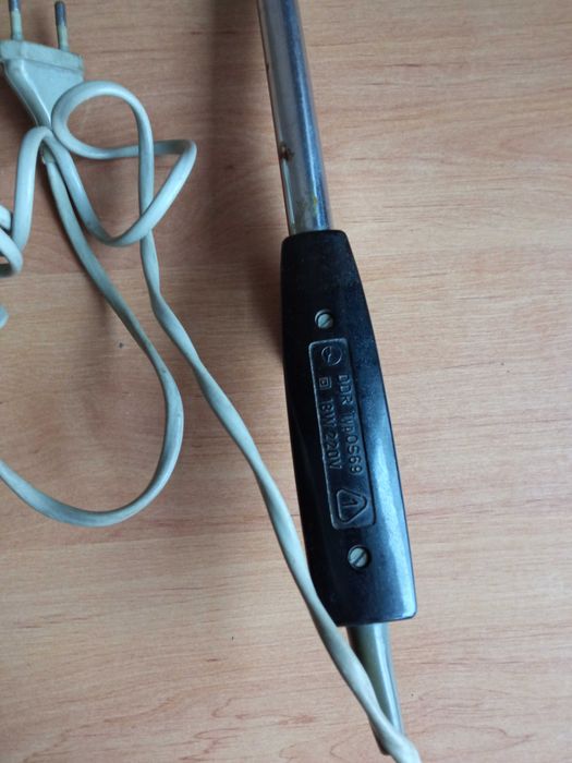 Stara lokówka z PRL