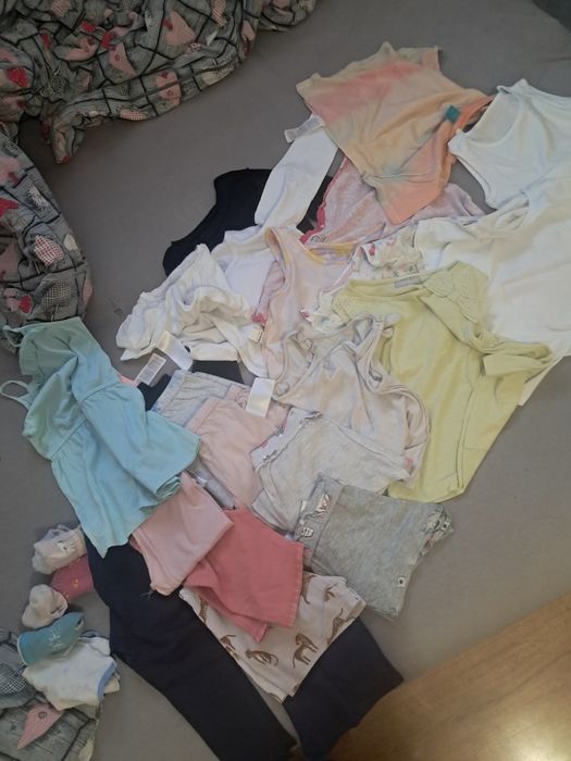 Ubrania dla dziewczynki