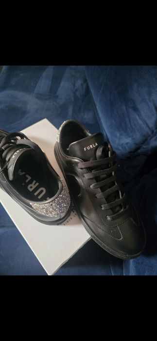Nowe oryginalne sneakersy Furla r. 39