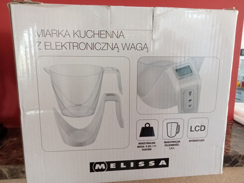 Miarka kuchenna z elektroniczną wagą