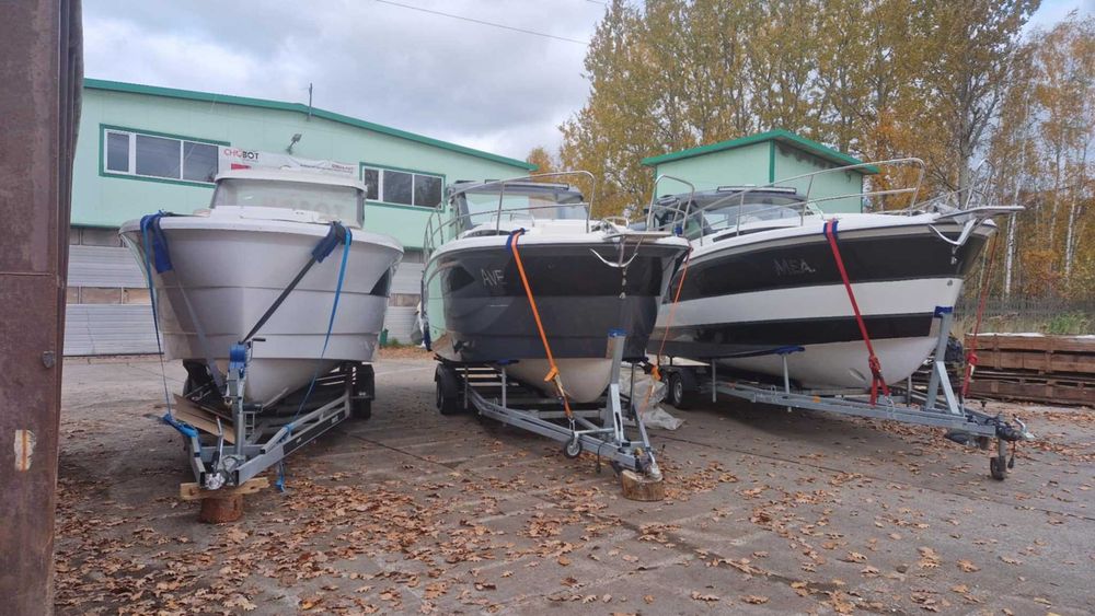 Jacht Nautic 900 łódź motorowa laminaty, skorupa, kadłub