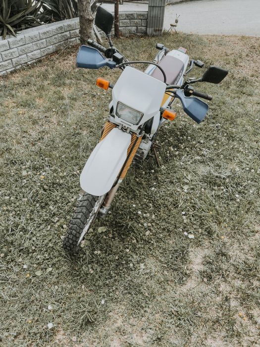 Mota Suzuki DR 650