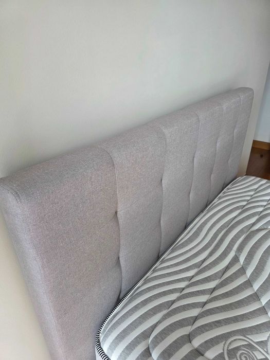 Cama de casal com colchão