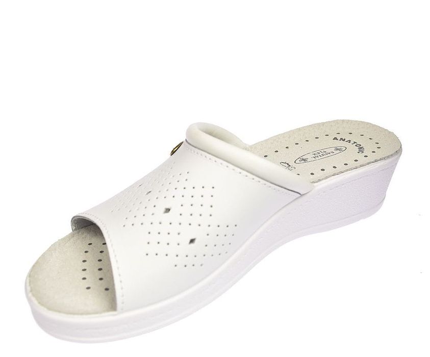 Klapki zdrowotne medyczne damskie skórzane białe 698 roz. 42