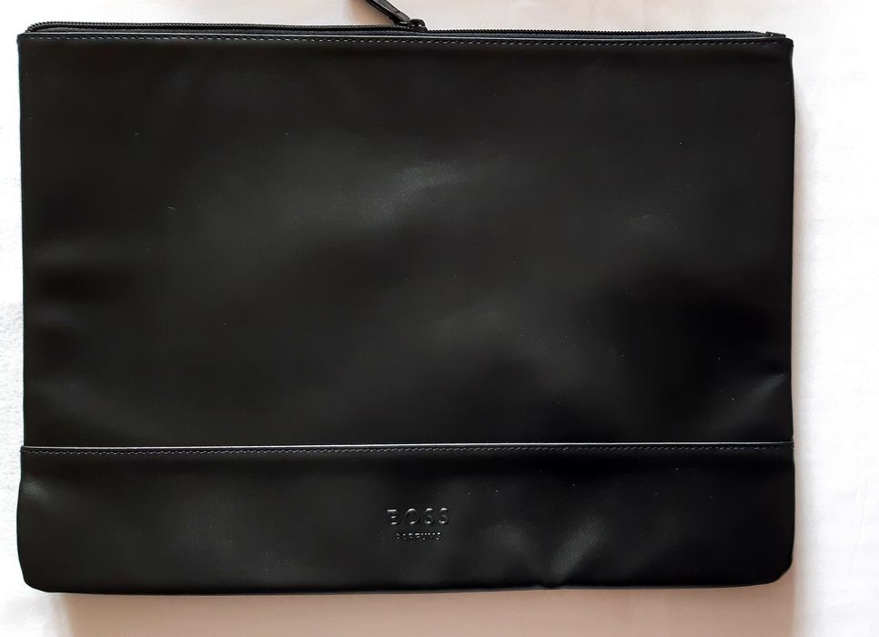 Hugo Boss чехол для ноутбука