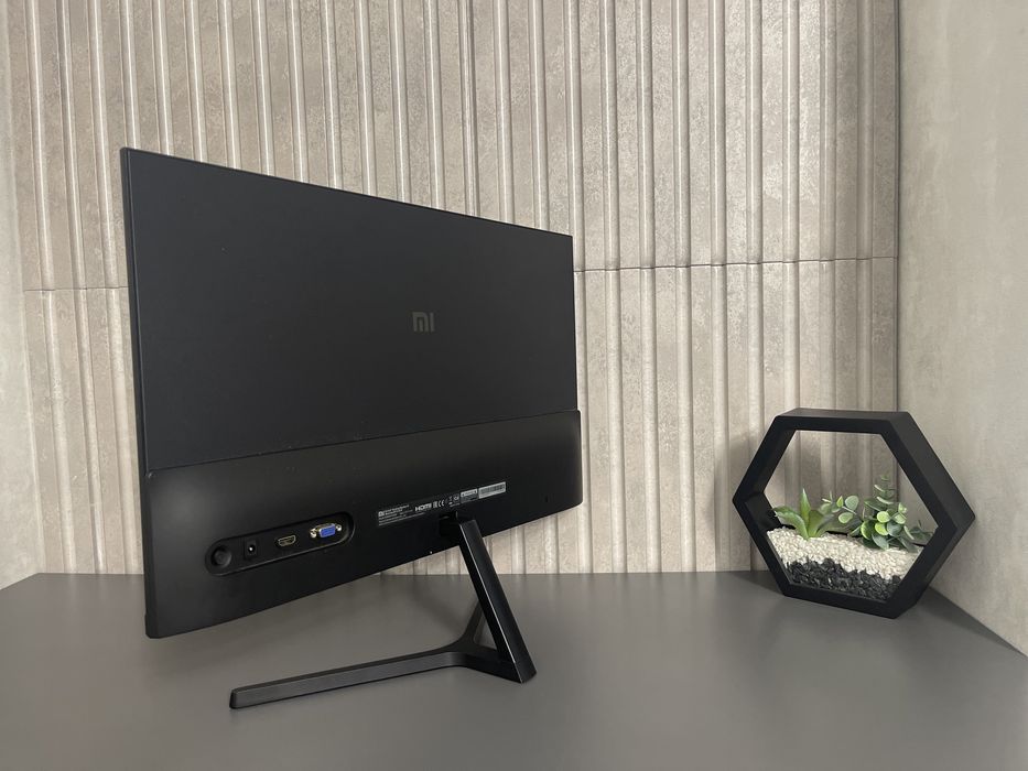 Безрамковий Монітор Xiaomi 24 дюйми full hd