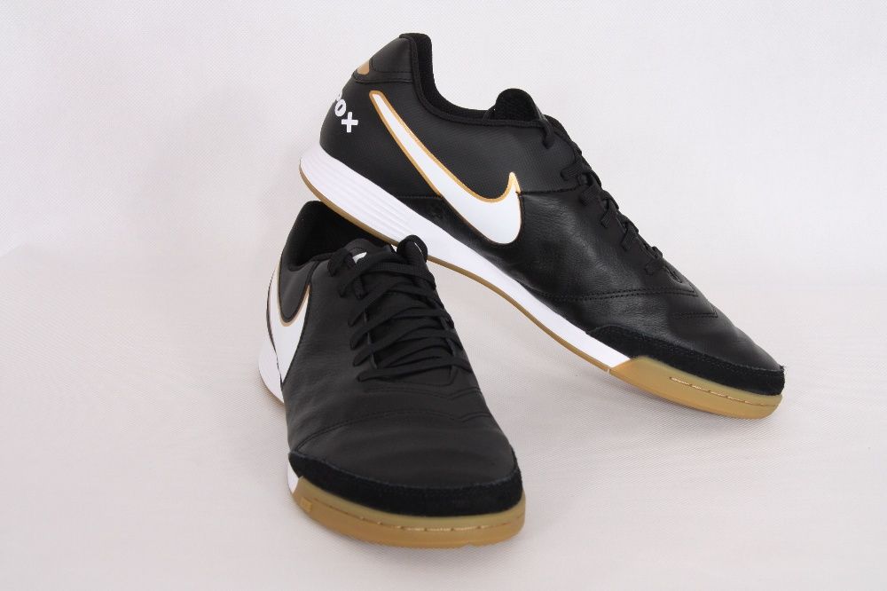 Buty Nike halówki skóra rozmiar 39,40 ,  nowe!!!