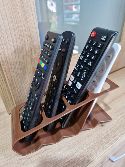 Porta comandos. Novo