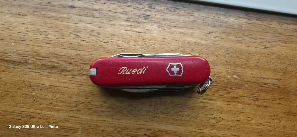 Vendo Canivete Suíço Original da marca Victorinox Antigo