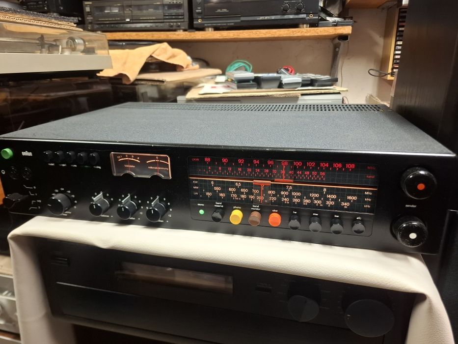Amplituner Braun CEV-520
