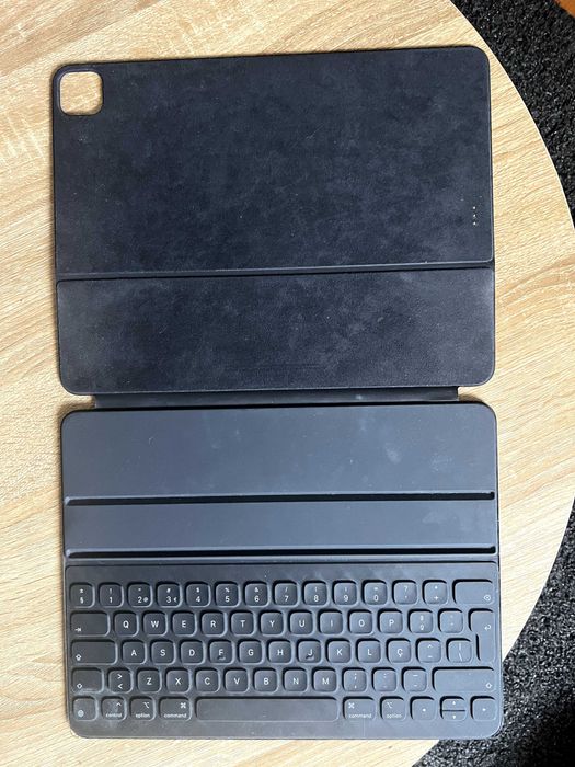 Apple Smart Keyboard Folio 12.9 (4ª a 5ª Geração) - Ipad não Incluído