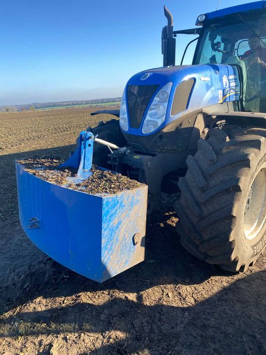 Фронтальна навіска на трактор NEW HOLLAND T7.260