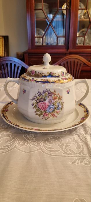 Prato grande e terrina tipo Limoge