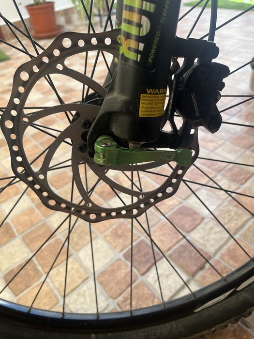 Bicicleta btt marca Cube