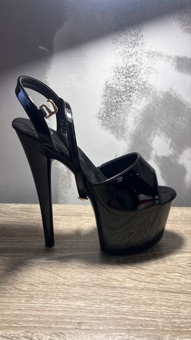 Продам стріпи 36й розмір