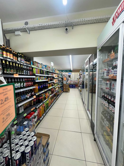 Sprzedam prosperujący sklep z branży spożywczej