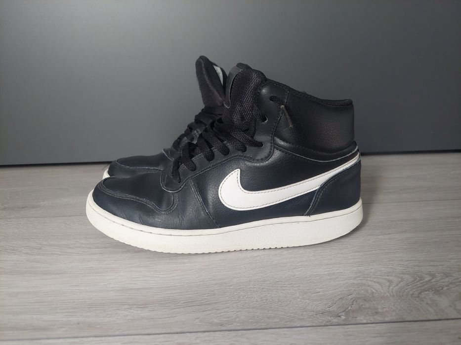 Buty nike EBERNON MID rozmiar 40,5