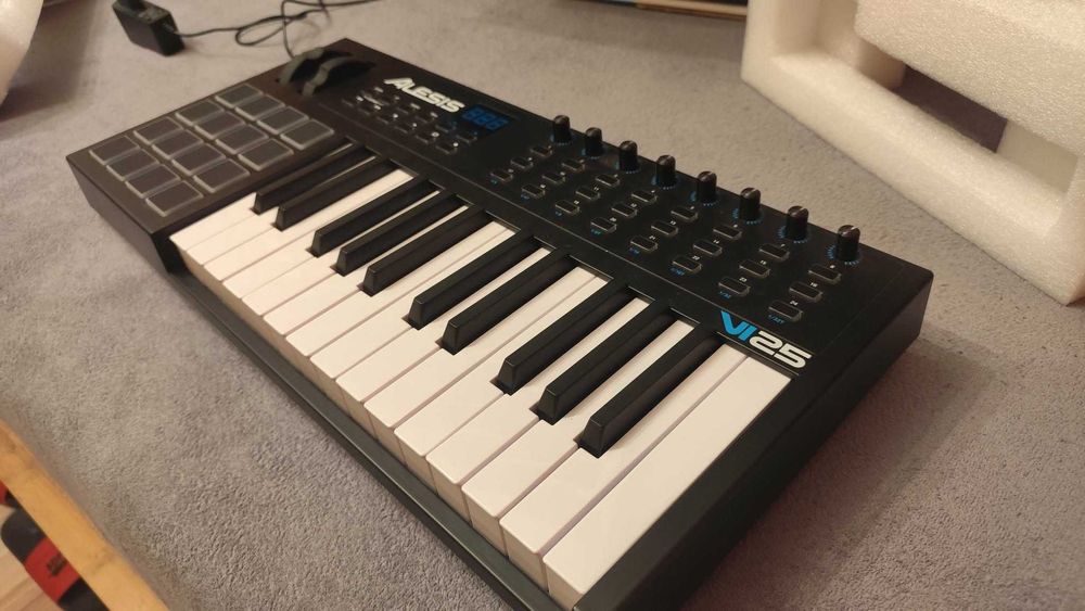 Klawiatura MIDI Alesis VI25