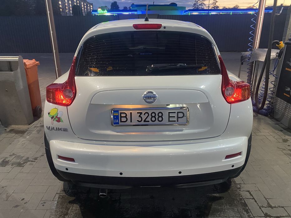 Авто Nissan Juke 1,6 2013