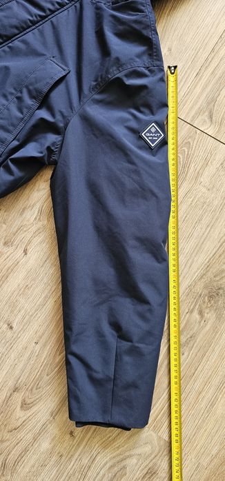 Gant model Everyday D2 Parka rozmiar M/L z kapturem wymiary na foto  mało używana