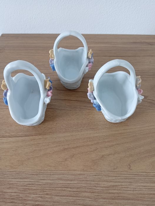 Koszyczki porcelanowe