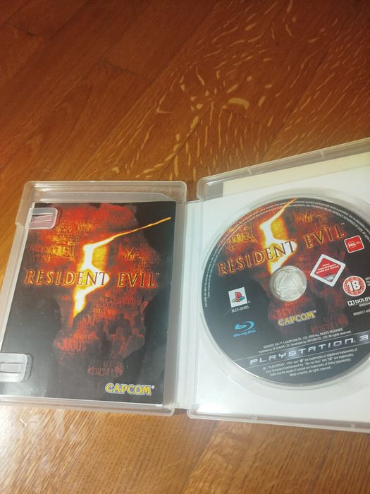 Jogo Resident Evil 5 - PS3