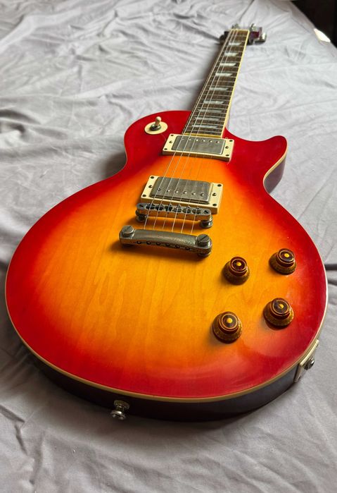 Epiphone Les Paul Standard Sunburst