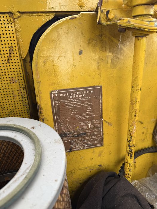 Бульдозер CAT D6C 1986