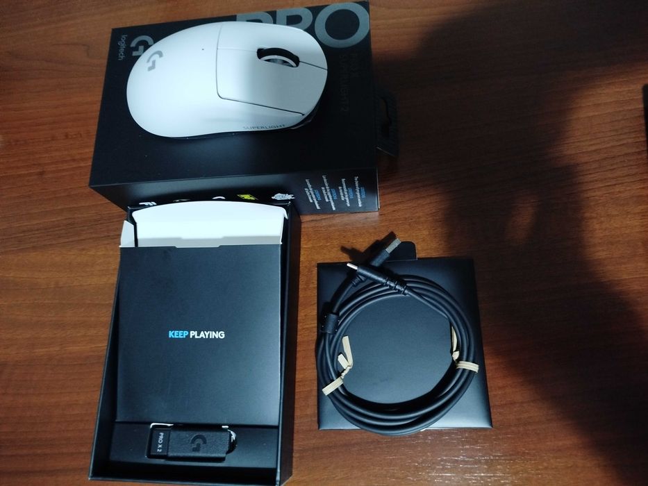 Rato Logitech G Pro X Superlight 2 Wireless Branco - Novo