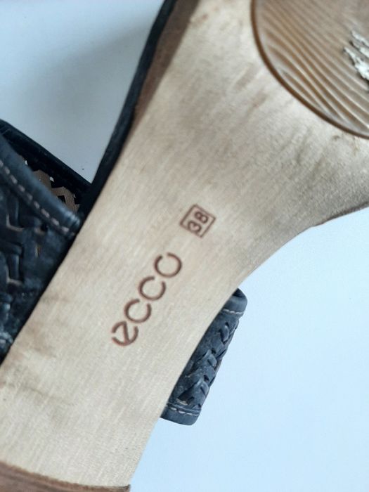 Sandały damskie Ecco 38 Długość 25cm Skóra Wesele