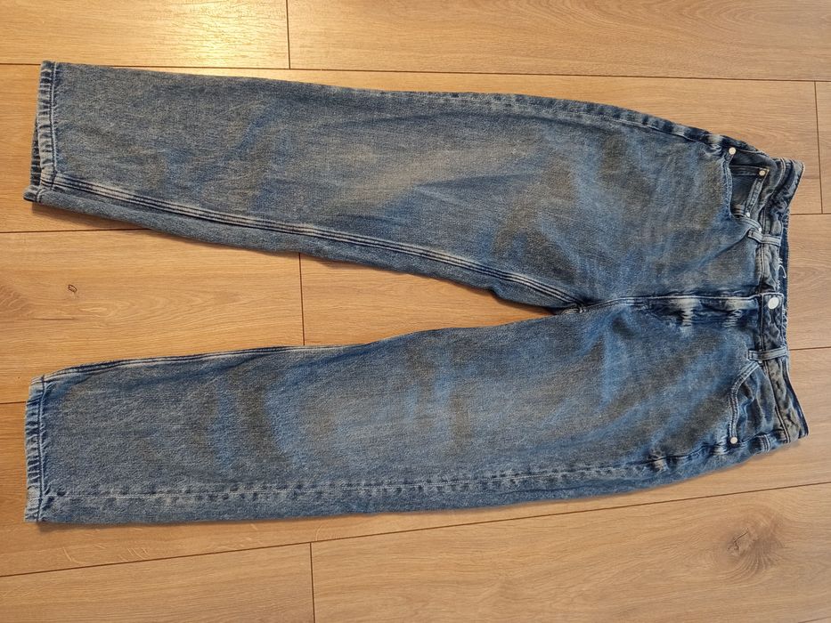 Spodnie jeansowe GUESS r.40a