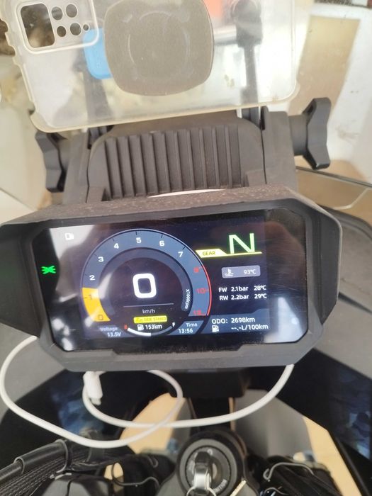 Cf moto 700 MT 2025