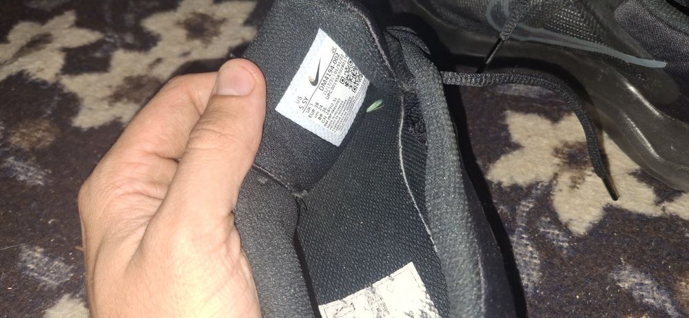 Sapatos Nike Originais Pretos

Como novo 38 Nike Preto