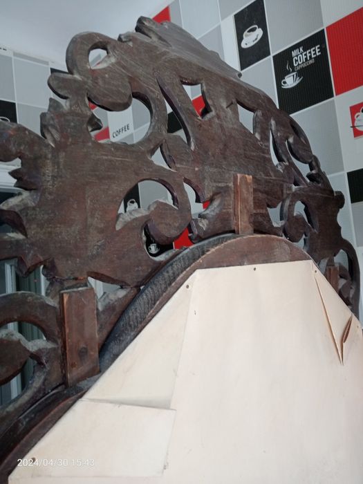 Старовинне дзеркало.