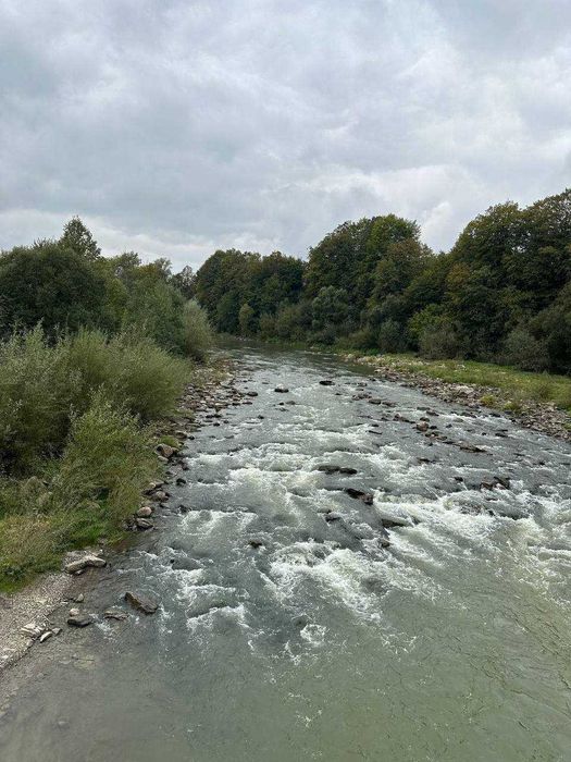 Продається незавершений будинок із земельною ділянкою 25 соток