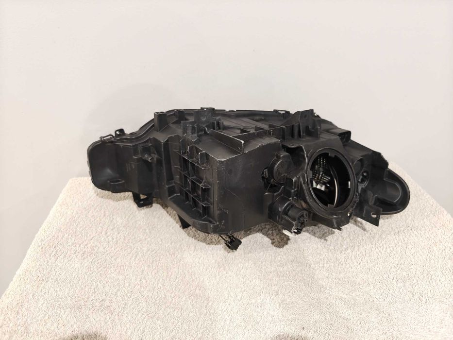 Lampa Lewy Przód Zwykła BMW Seria 3 F30 F31 EUROPA
