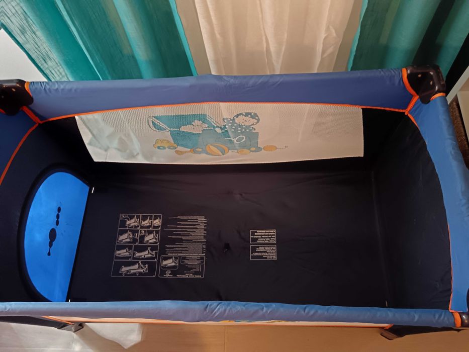 Cama de viagem com colchão
