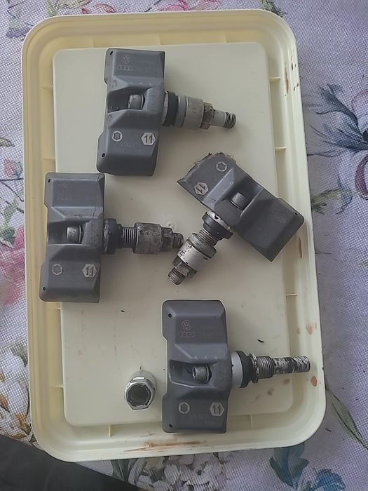 Czujniki ciśnienia TPMS VW/Audi 7L0907275 – 4 szt.