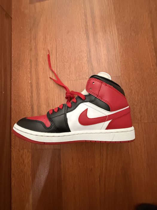 Jordan 1 mid nike