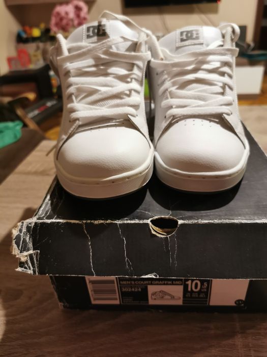 Dc Court Graffik Mid III 44 28.5cm
