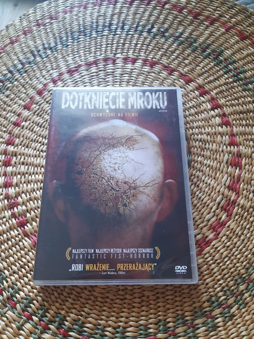 DVD z filmem Afflicted