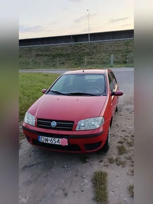 Fiat Punto 1,2 16V DYNAMIC 5-D, drugi właściciel